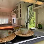 Karula - Lakeside Camper I, Treetent And Sups Included 캠프장 *