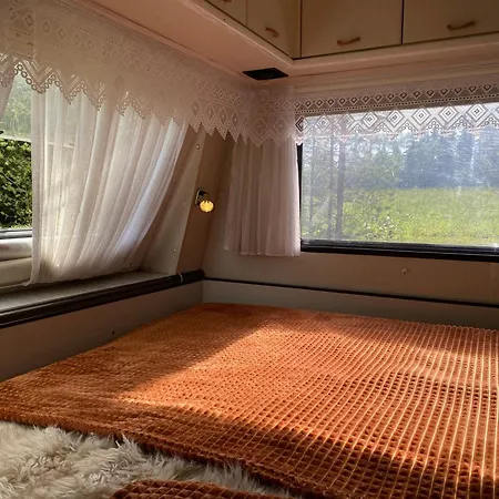 Camping Karula - Exclusive Lakeside Camper & Floating Treetent Experience *