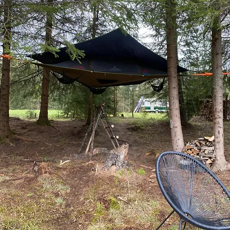 Campsite Karula - Lakeside Camper, Treetent, Sups Included!