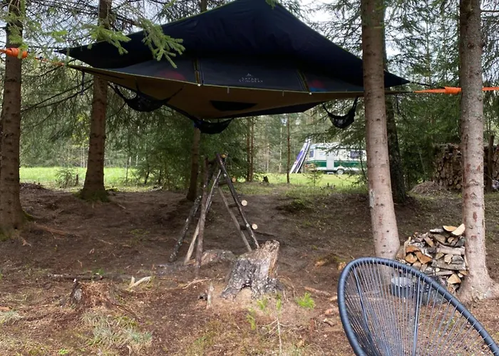 Campsite Karula - Lakeside Camper, Treetent, Sups Included!